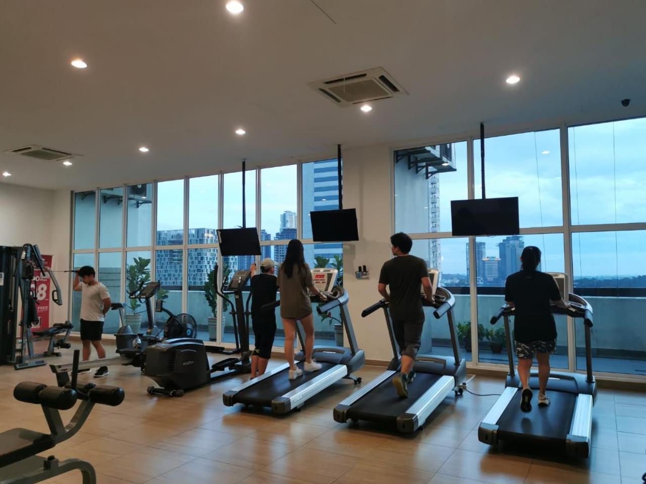 Twin Galaxy 2bedroom View Balcony Netflix Wifi Johor Bahru