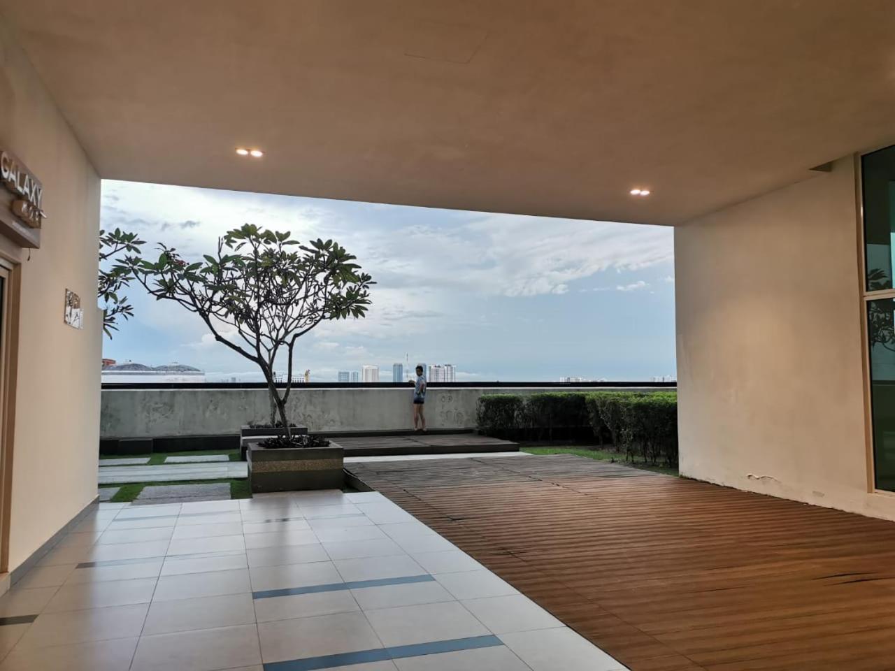 Twin Galaxy 2bedroom View Balcony Netflix Wifi Johor Bahru